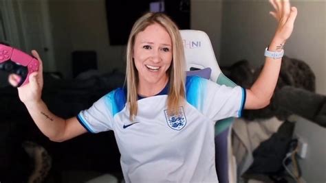 itsfangs leaked|Fangs Strip Fifa Onlyfans Video Leaked